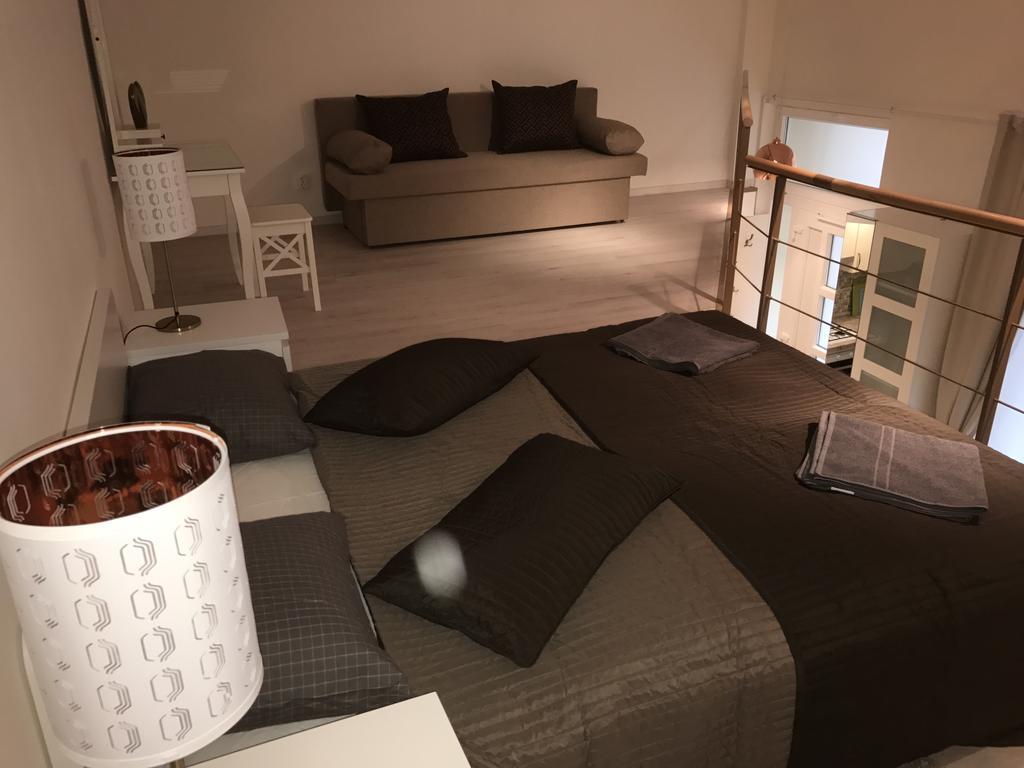 Goldcentral Apartment Gozsdu Budapeste Exterior foto
